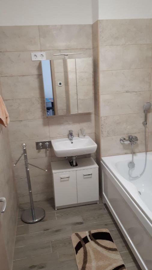 Lido Riviera Apartman 발라톤엘 외부 사진